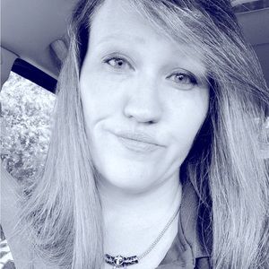 Meet your Posher, Shelly